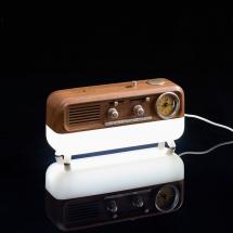 Bluetooth-колонка с беспроводной зарядкой, часами и подсветкой Multiverse, ver.2 / Миниатюра WWW (1000)