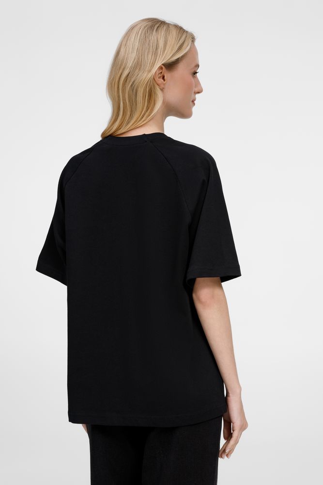 Футболка оверсайз унисекс Avenu, черная / Миниатюра модельного (1000)