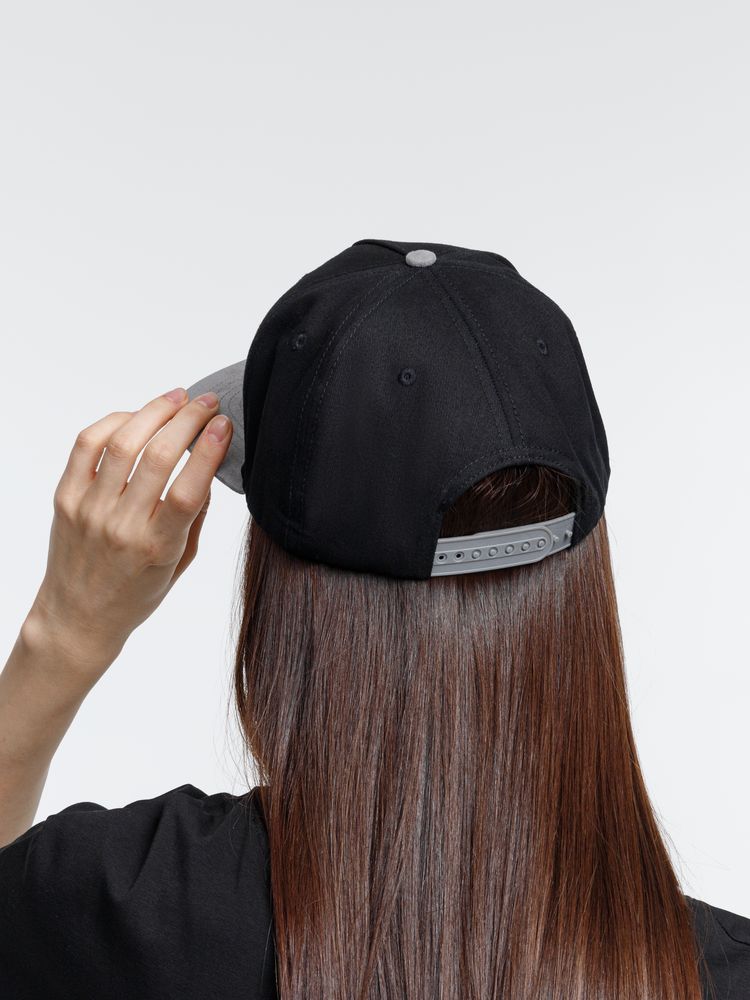 Бейсболка Foreside с прямым козырьком, черная с серым / Миниатюра модельного (1000)