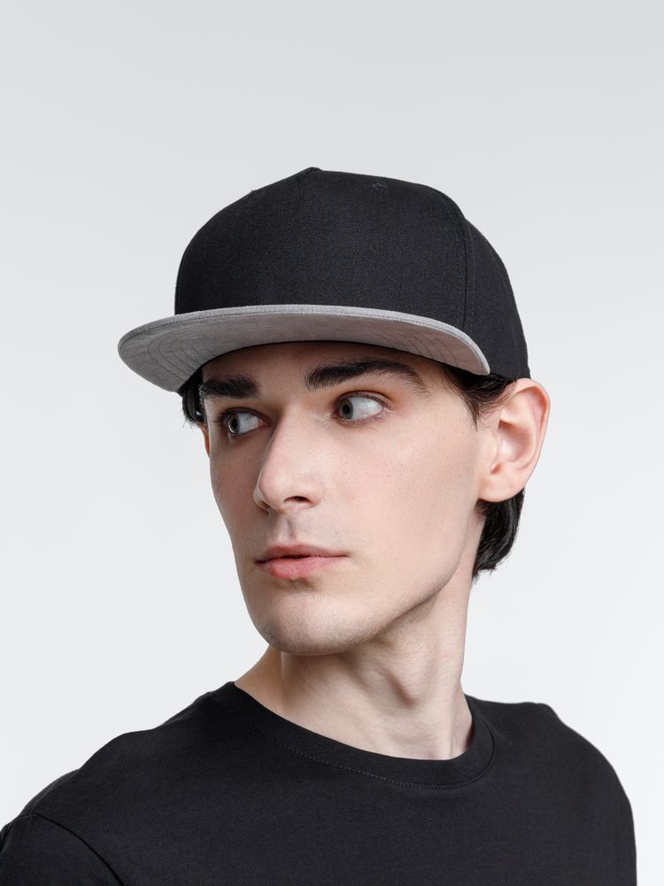 Бейсболка Foreside с прямым козырьком, черная с серым / Миниатюра модельного (1000)