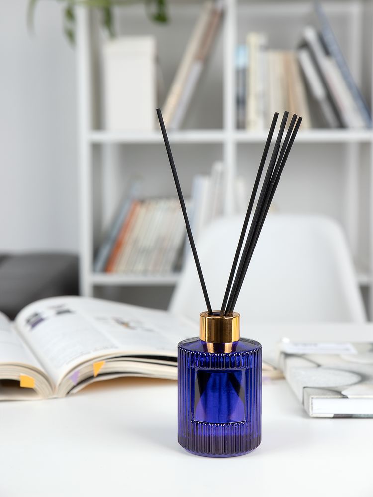 Диффузор ароматический Fragnola, пряная древесина и кардамон, темно-синий / Миниатюра имиджевого (1000)