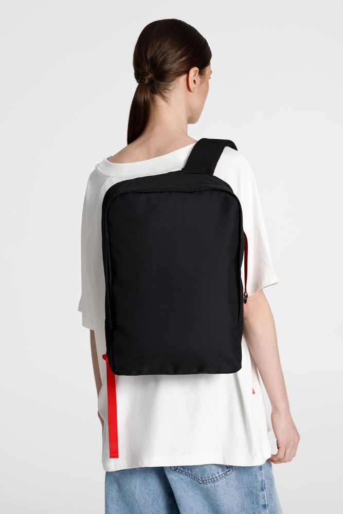 Рюкзак B2, черный с красными стропами / Миниатюра модельного (1000)