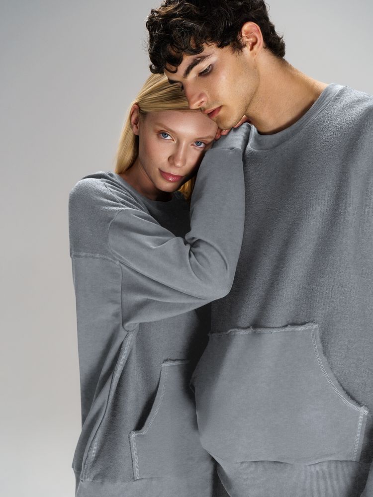 Свитшот оверсайз унисекс Vozduh, светло-серый / Миниатюра модельного (1000)