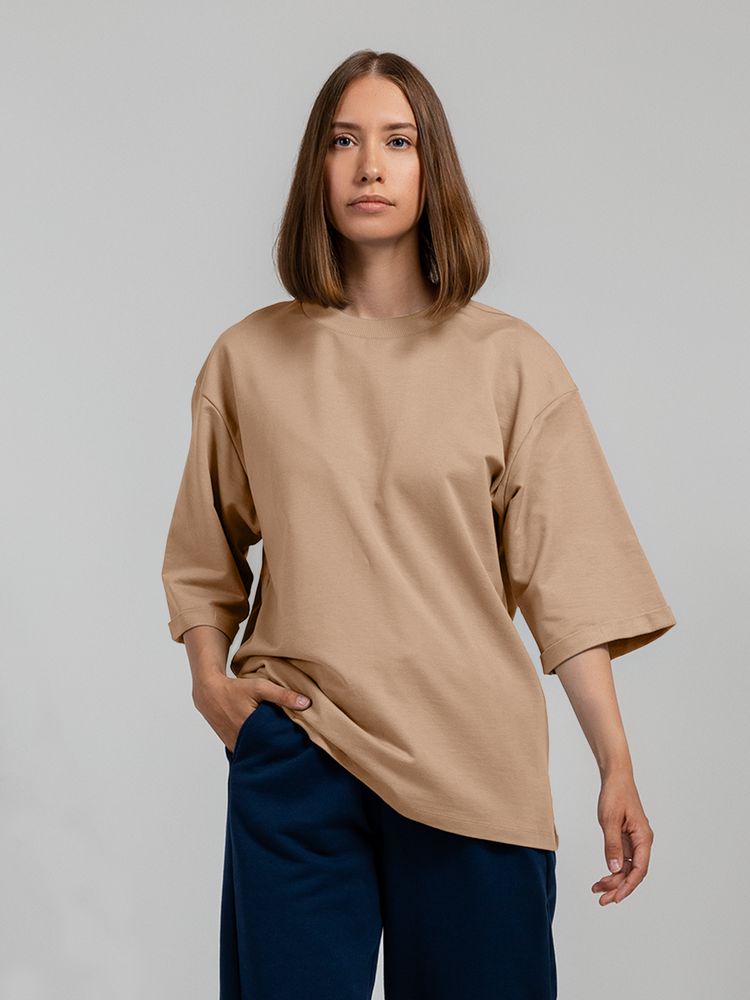 Футболка оверсайз унисекс Kosmos 2.0, бежевая / Миниатюра модельного (1000)