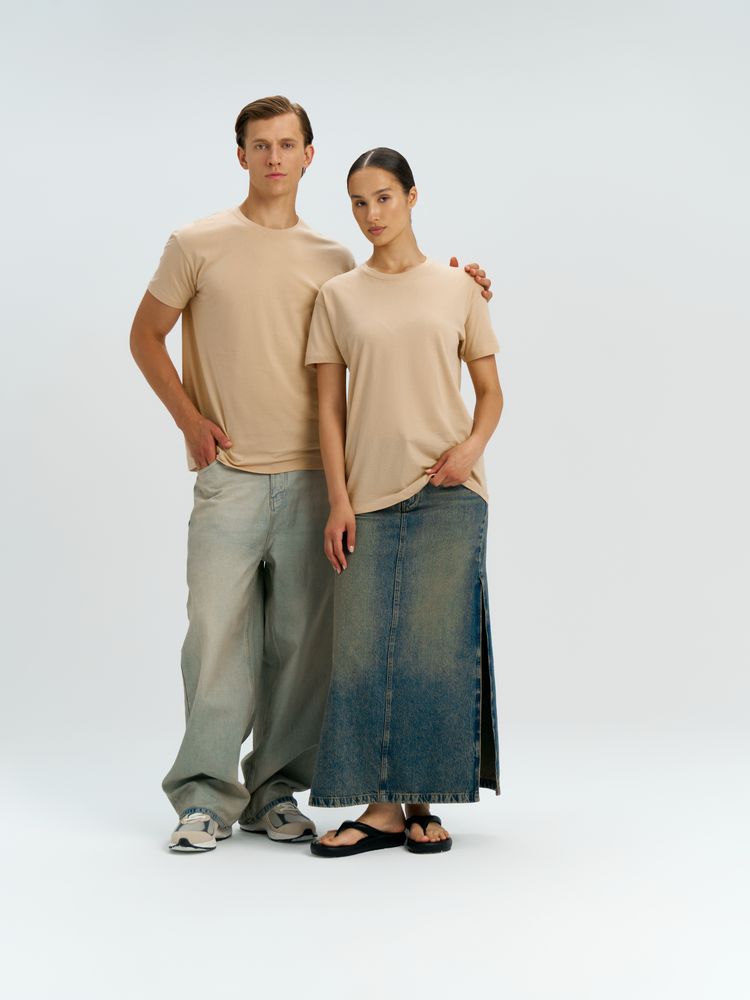 Футболка унисекс Regent 150, песочная / Миниатюра модельного (1000)