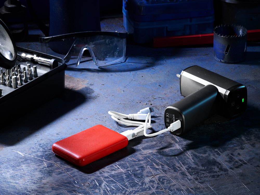 Отвертка аккумуляторная Propeller, черная / Миниатюра имиджевого (1000)