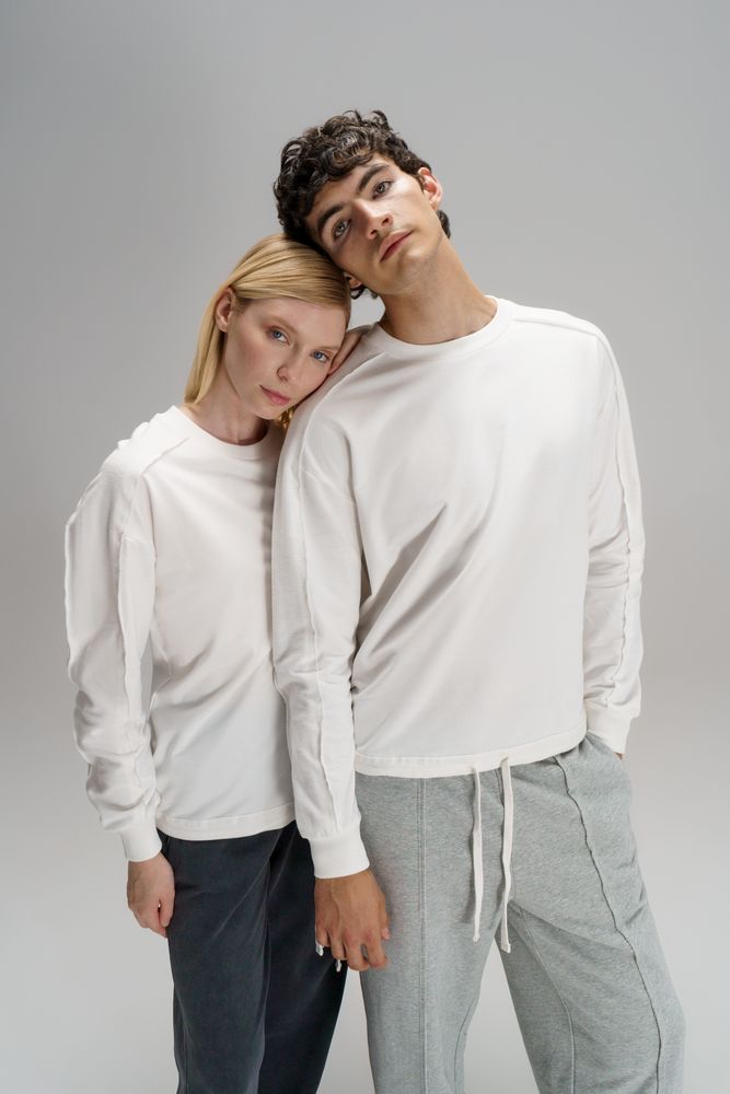 Свитшот унисекс Vozduh, молочно-белый / Миниатюра модельного (1000)