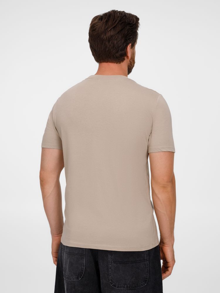 Футболка унисекс Legend, серо-бежевая / Миниатюра модельного (1000)