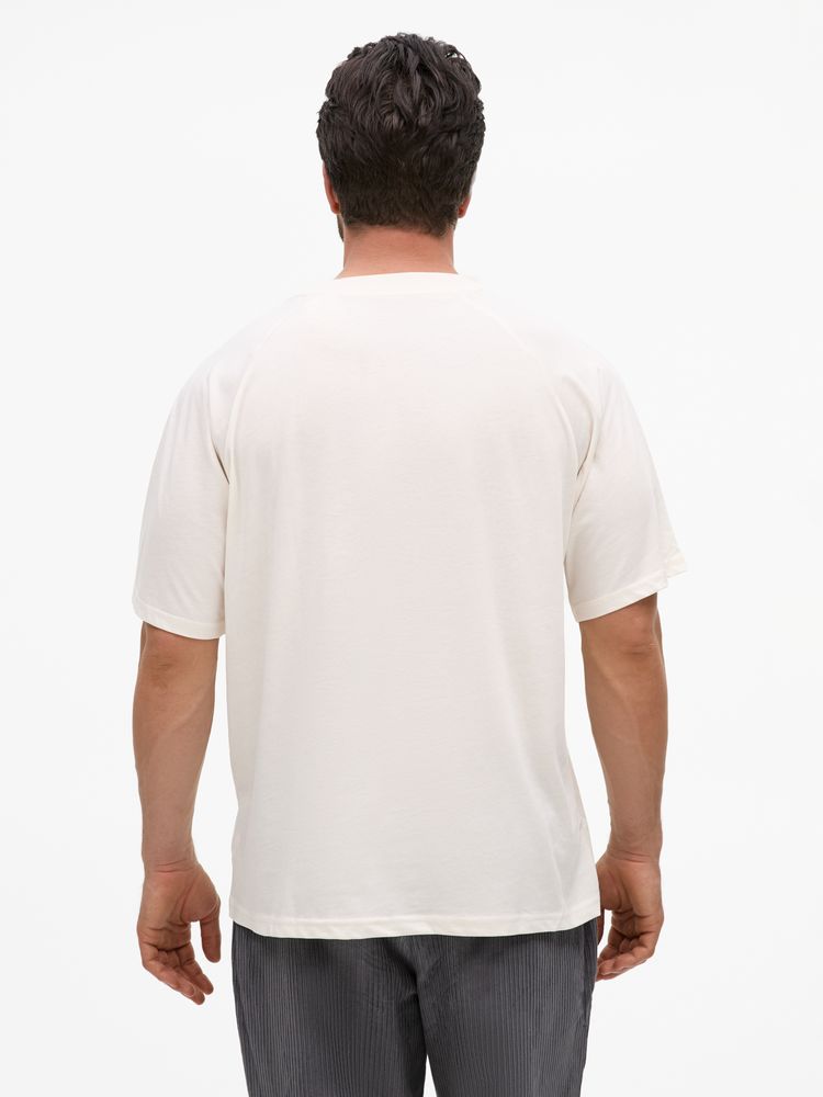 Футболка унисекс T2, молочно-белая / Миниатюра модельного (1000)