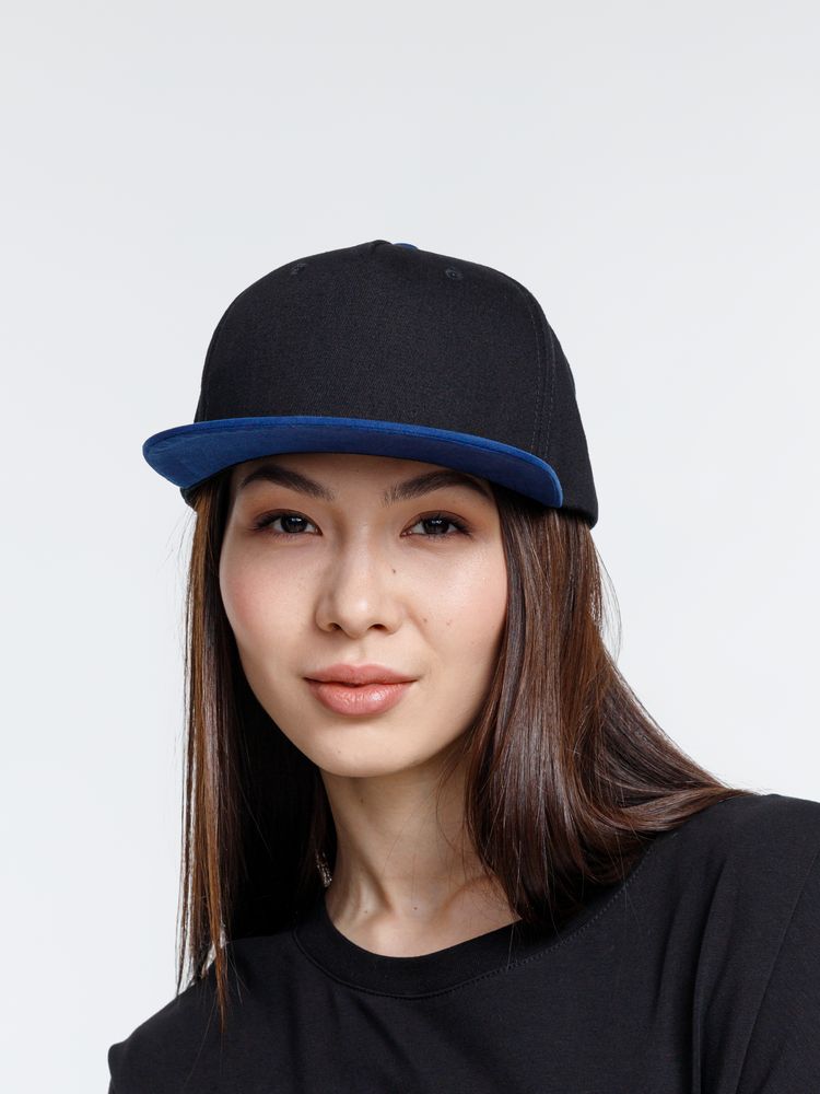 Бейсболка Foreside с прямым козырьком, черная с синим / Миниатюра модельного (1000)