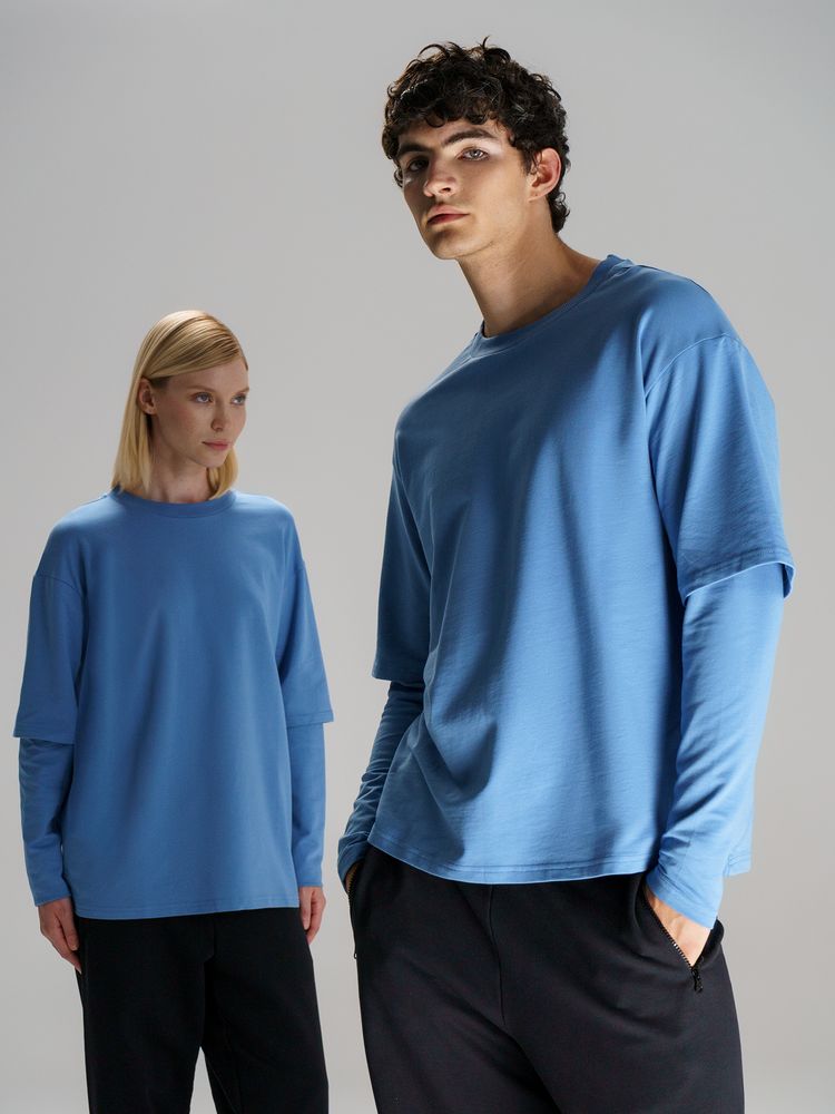 Футболка оверсайз с двойным рукавом Kosmos, синяя / Миниатюра модельного (1000)