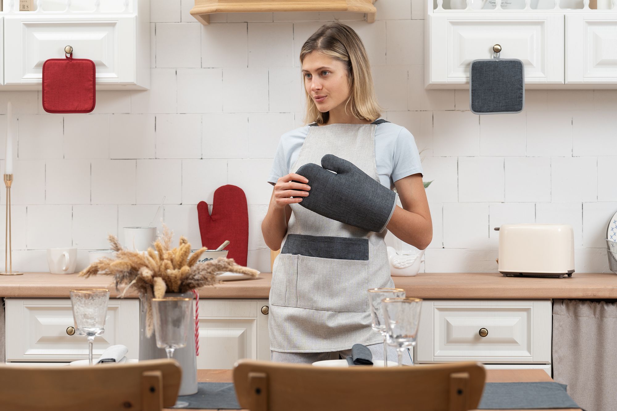 Прихватка-рукавица Settle In, темно-серая / Миниатюра WWW (2000)