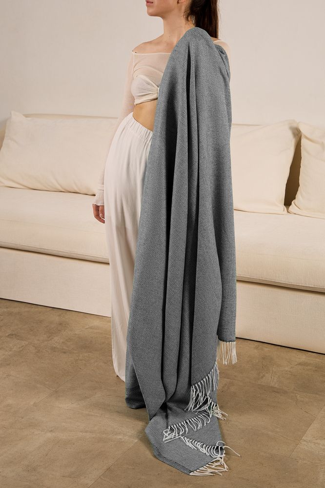 Плед «Гирвас», серый / Миниатюра имиджевого (1000)