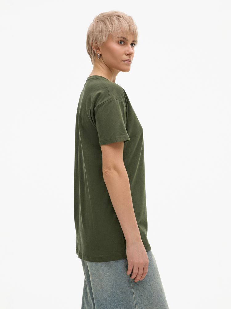 Футболка унисекс Regent 150, темный хаки / Миниатюра модельного (1000)