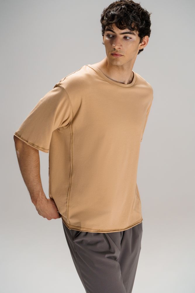 Футболка оверсайз унисекс Vozduh, бежевая / Миниатюра модельного (1000)
