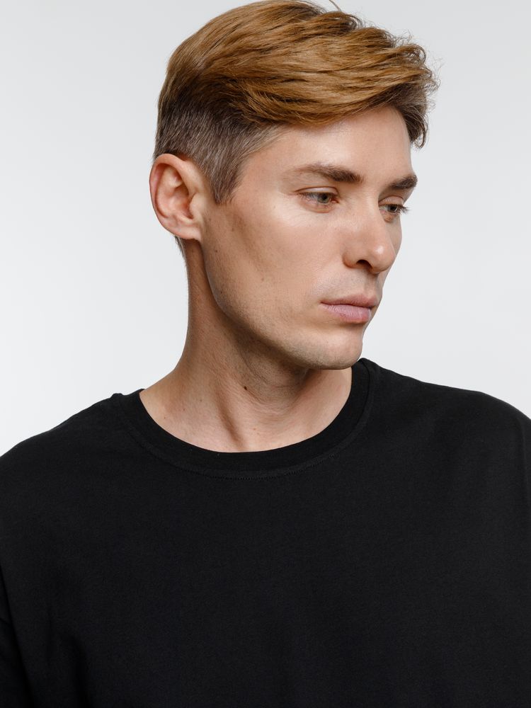 Футболка оверсайз унисекс Base Space, черная / Миниатюра модельного (1000)