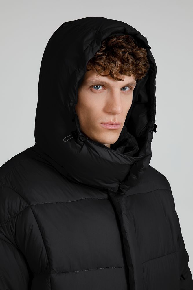 Пуховик унисекс Kapsula, черный / Миниатюра модельного (1000)