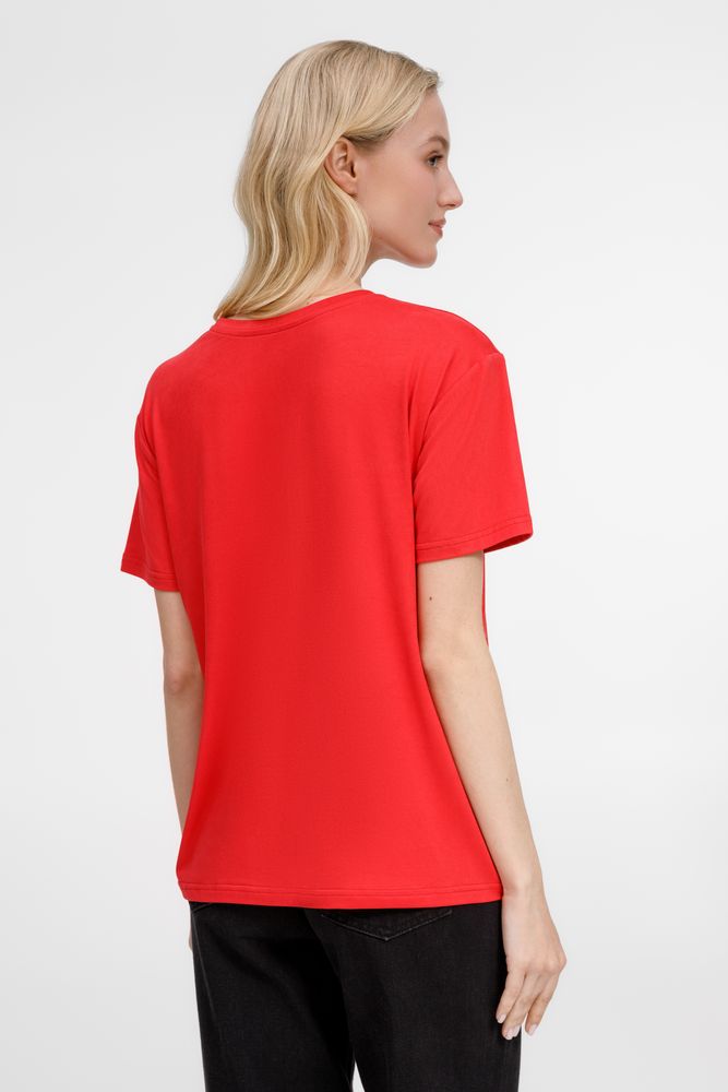 Футболка унисекс Senti, красная / Миниатюра модельного (1000)