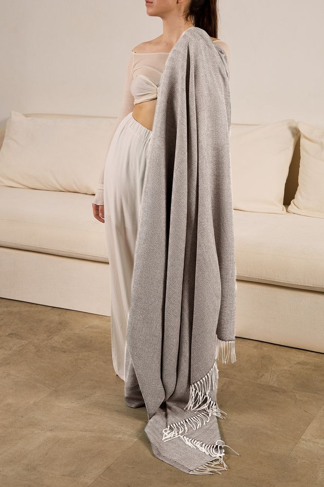 Плед «Гирвас», бежевый / Миниатюра имиджевого (1000)