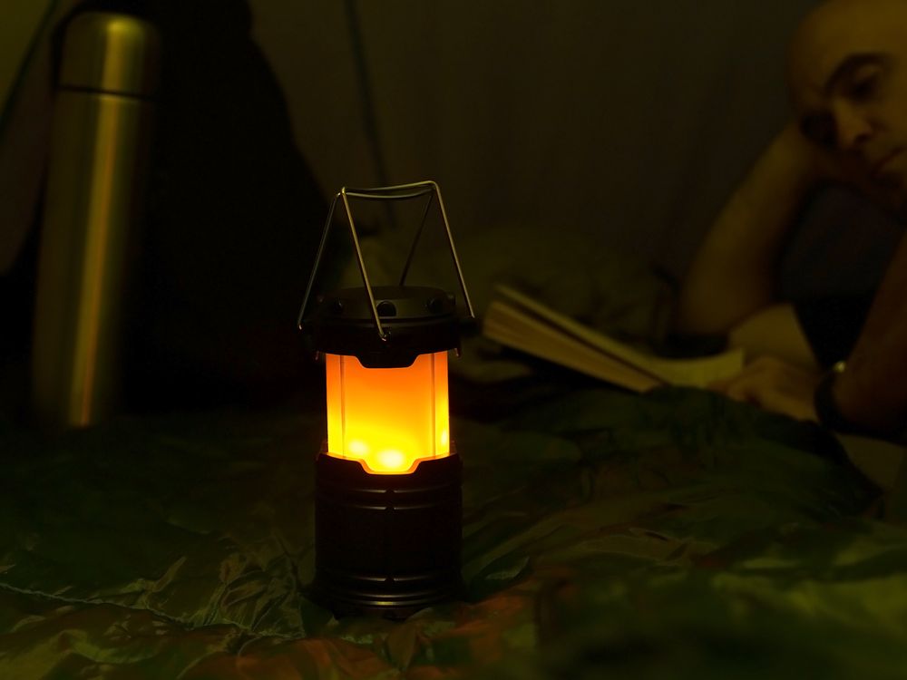 Кемпинговый фонарь с имитацией пламени Lindau Flame, черный / Миниатюра имиджевого (1000)