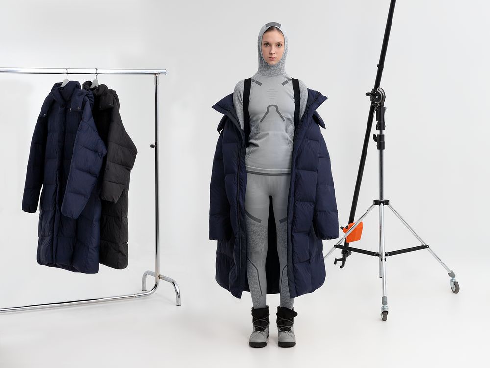 Пуховик унисекс Kapsula, темно-синий / Миниатюра модельного (1000)