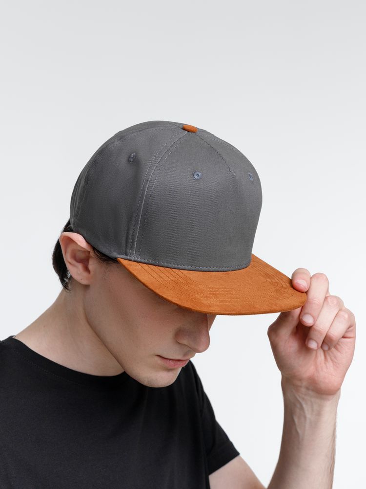 Бейсболка Foreside с прямым козырьком, серая с коричневым / Миниатюра модельного (1000)