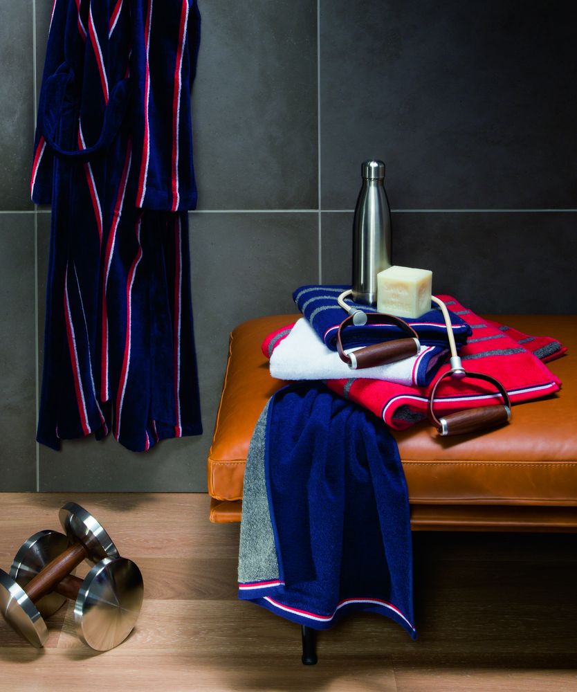 Полотенце Athleisure Large, синее / Миниатюра WWW (1000)