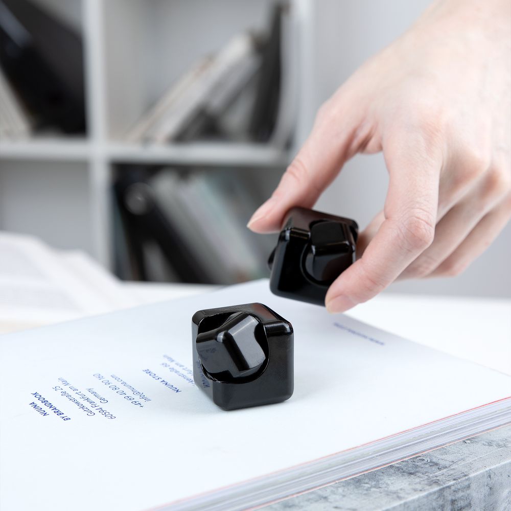 Кубик-спиннер Cubicure, черный / Миниатюра WWW (1000)