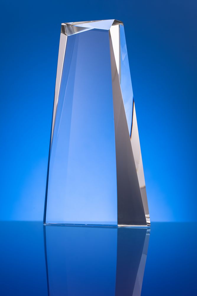 Стела Eminence, большая, в подарочной коробке / Миниатюра WWW (1000)