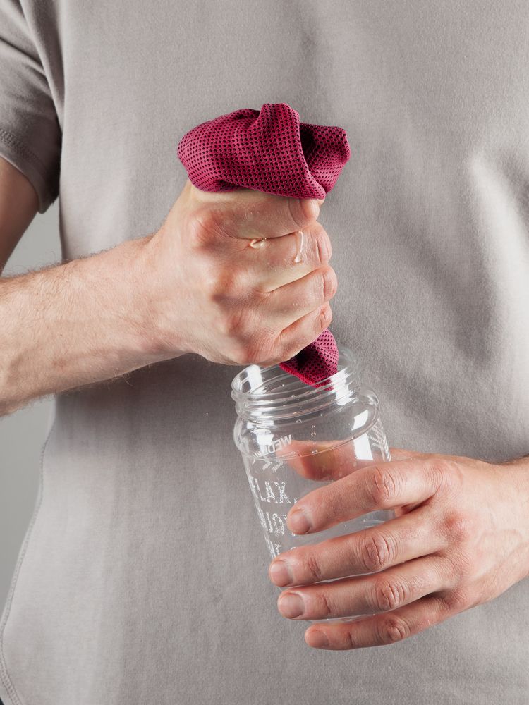 Охлаждающее полотенце Weddell, розовое / Миниатюра WWW (1000)