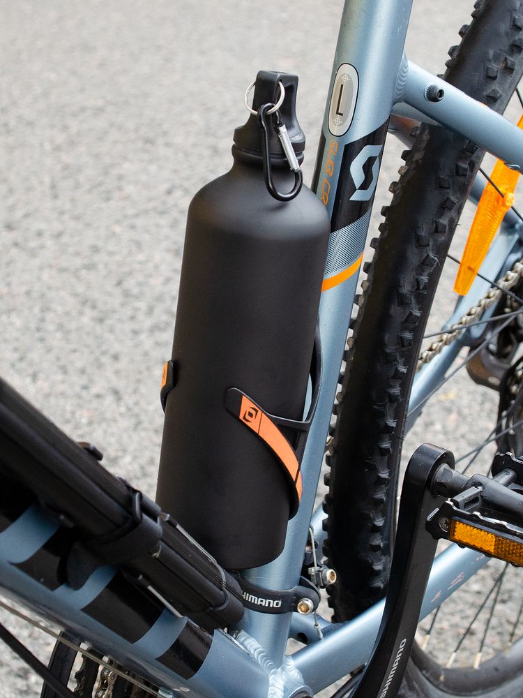 Бутылка для воды Al, черная / Миниатюра WWW (1000)