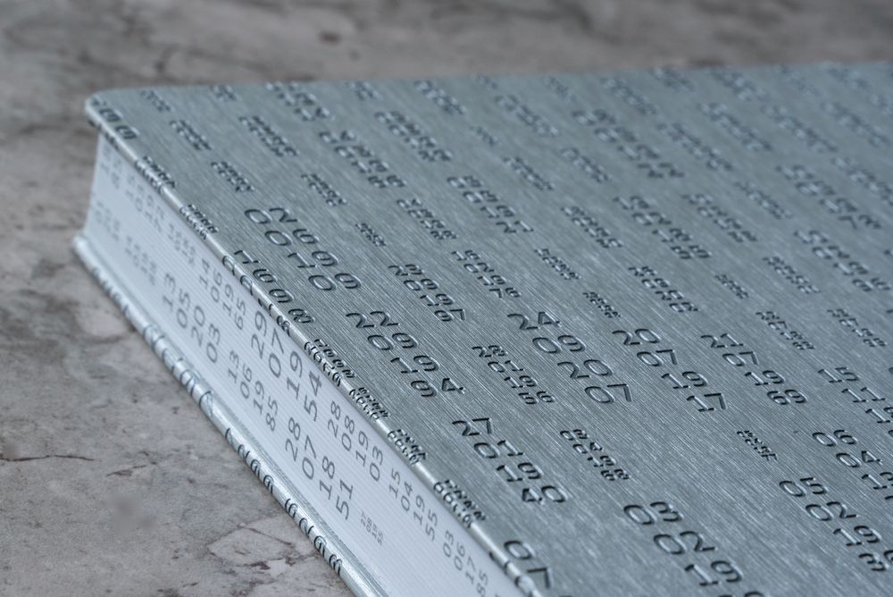 Ежедневник «Исторический», полудатированный, серебро / Миниатюра WWW (1000)