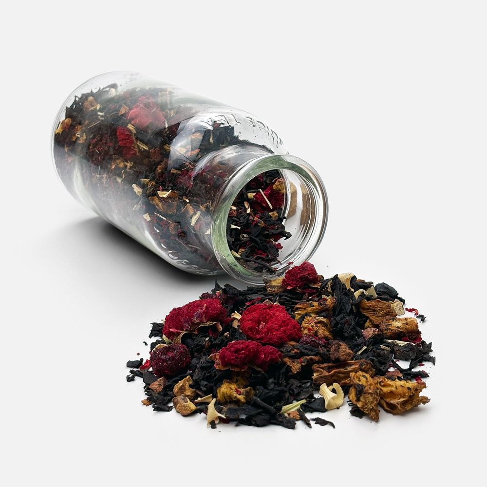 Чай «Сокочай», черный с соком ананаса с вишней, цветками и коркой граната и лемонграссом / Миниатюра WWW (1000)