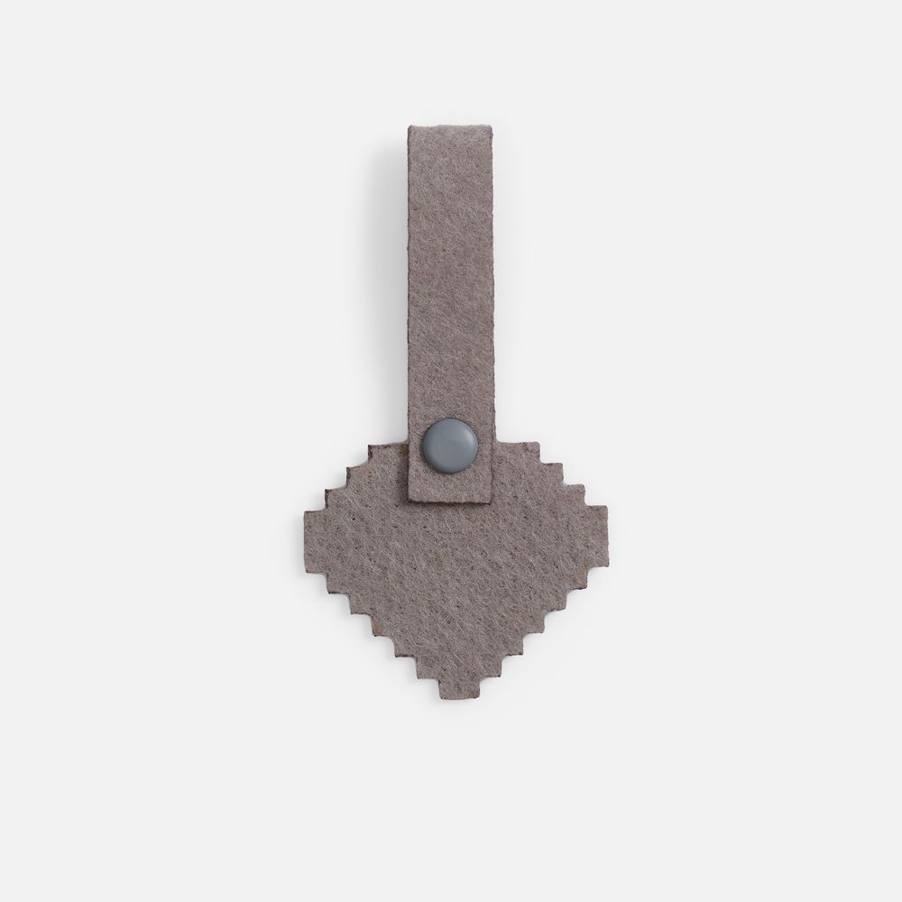 Шеврон из фетра Felt M, серый / Миниатюра нанесения (1000)