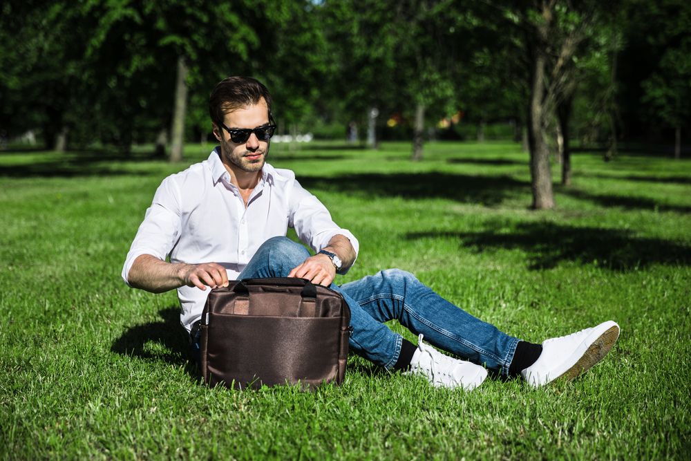 Сумка для ноутбука с внешним аккумулятором reGenerate / Миниатюра WWW (1000)