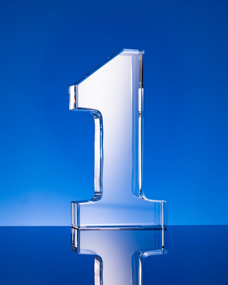 Стела Born Leader 1 / Миниатюра WWW (1000)