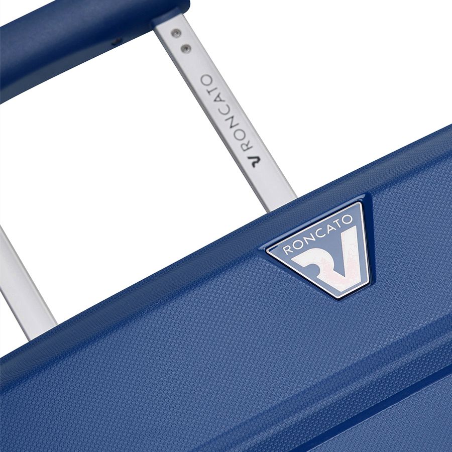 Чемодан Butterfly L, синий / Миниатюра WWW (1000)