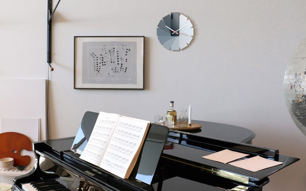 Часы настенные Transformer Clock. Black & Monochrome / Миниатюра WWW (1000)