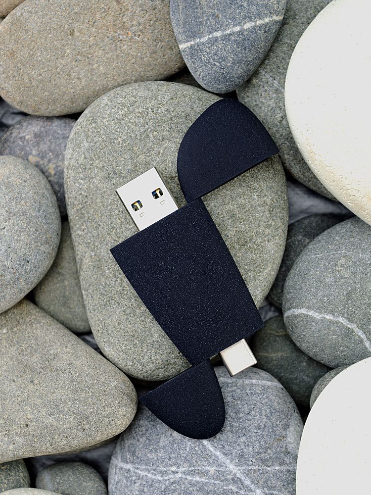 Флешка Pebble Type-C, USB 3.0, черная, 32 Гб / Миниатюра WWW (1000)