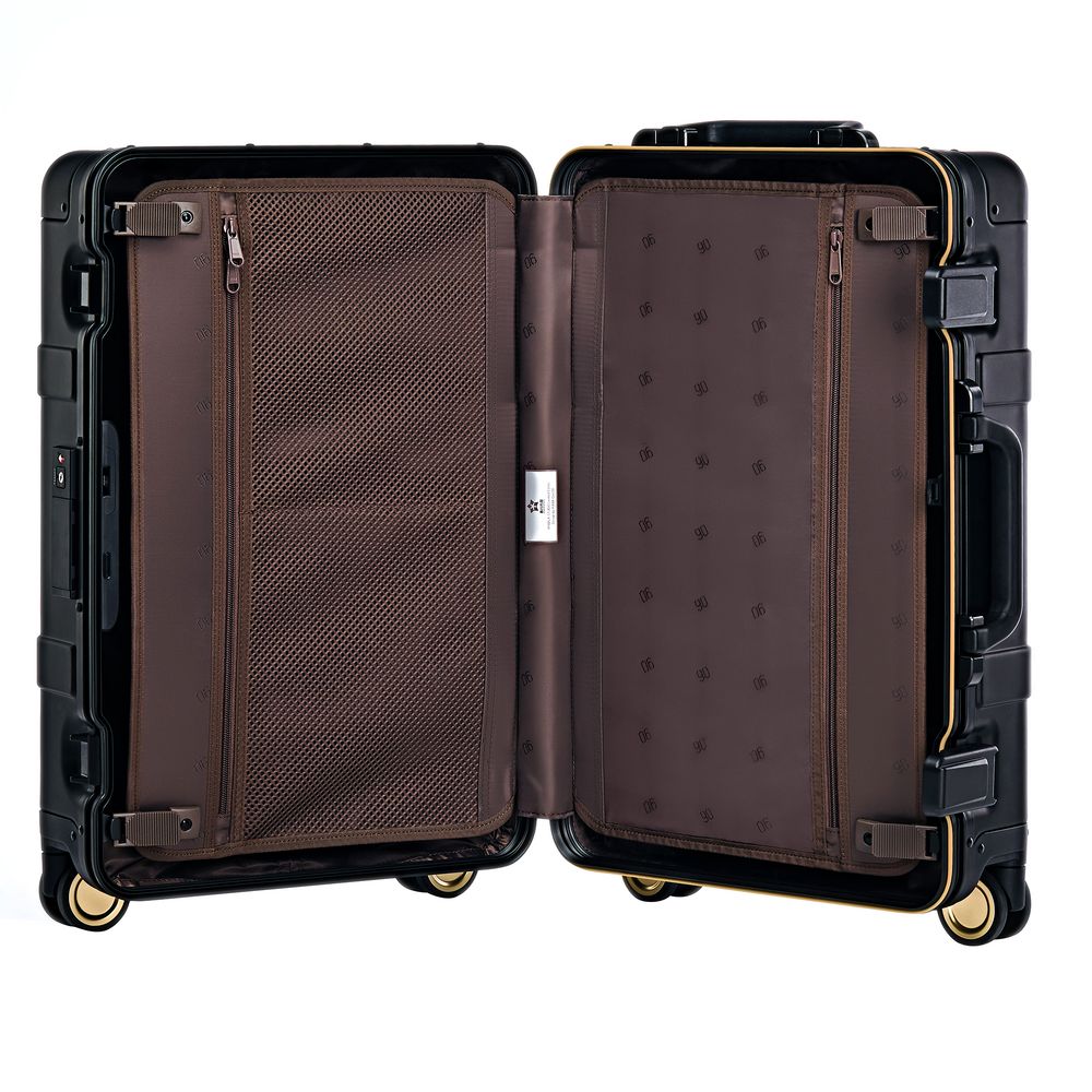 Чемодан Metal Luggage, черный / Миниатюра WWW (1000)