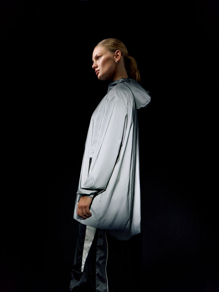 Парка Manifest из светоотражающей ткани, серая / Миниатюра WWW (1000)