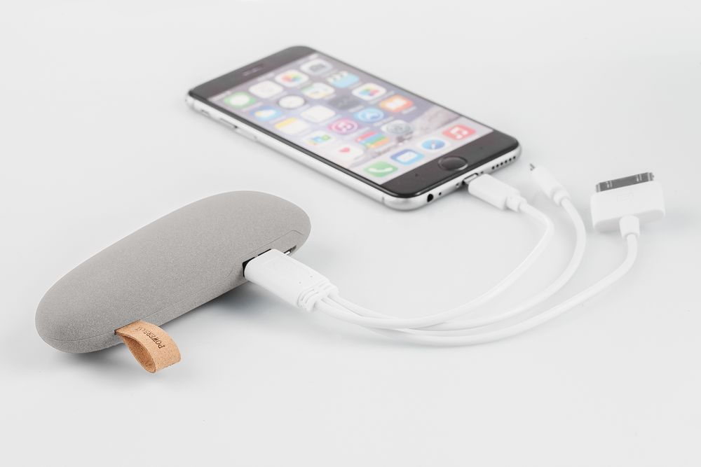 Внешний аккумулятор Pebble 2600 мАч, светло-серый / Миниатюра WWW (1000)