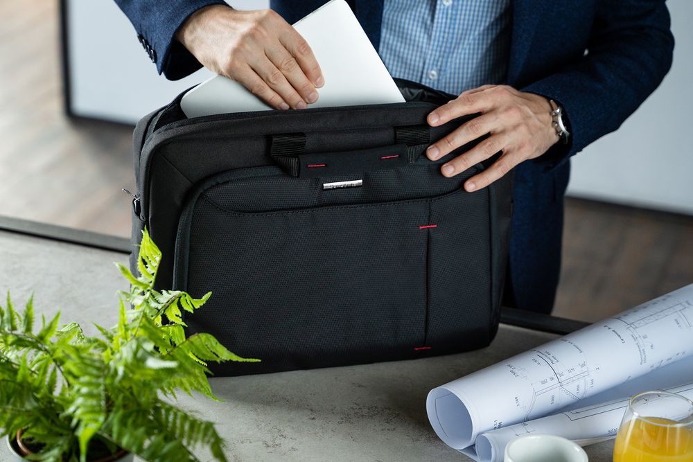 Сумка для ноутбука GuardIT, черная / Миниатюра WWW (1000)