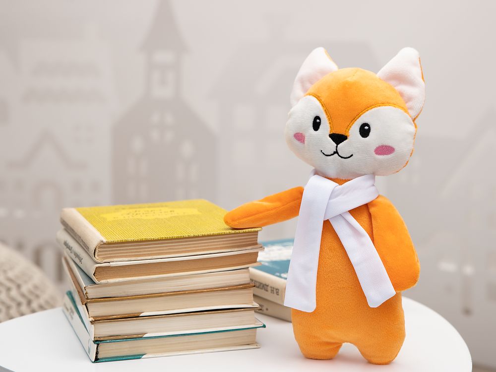 Мягкая игрушка Beastie Toys, лисенок с белым шарфом / Миниатюра WWW (1000)