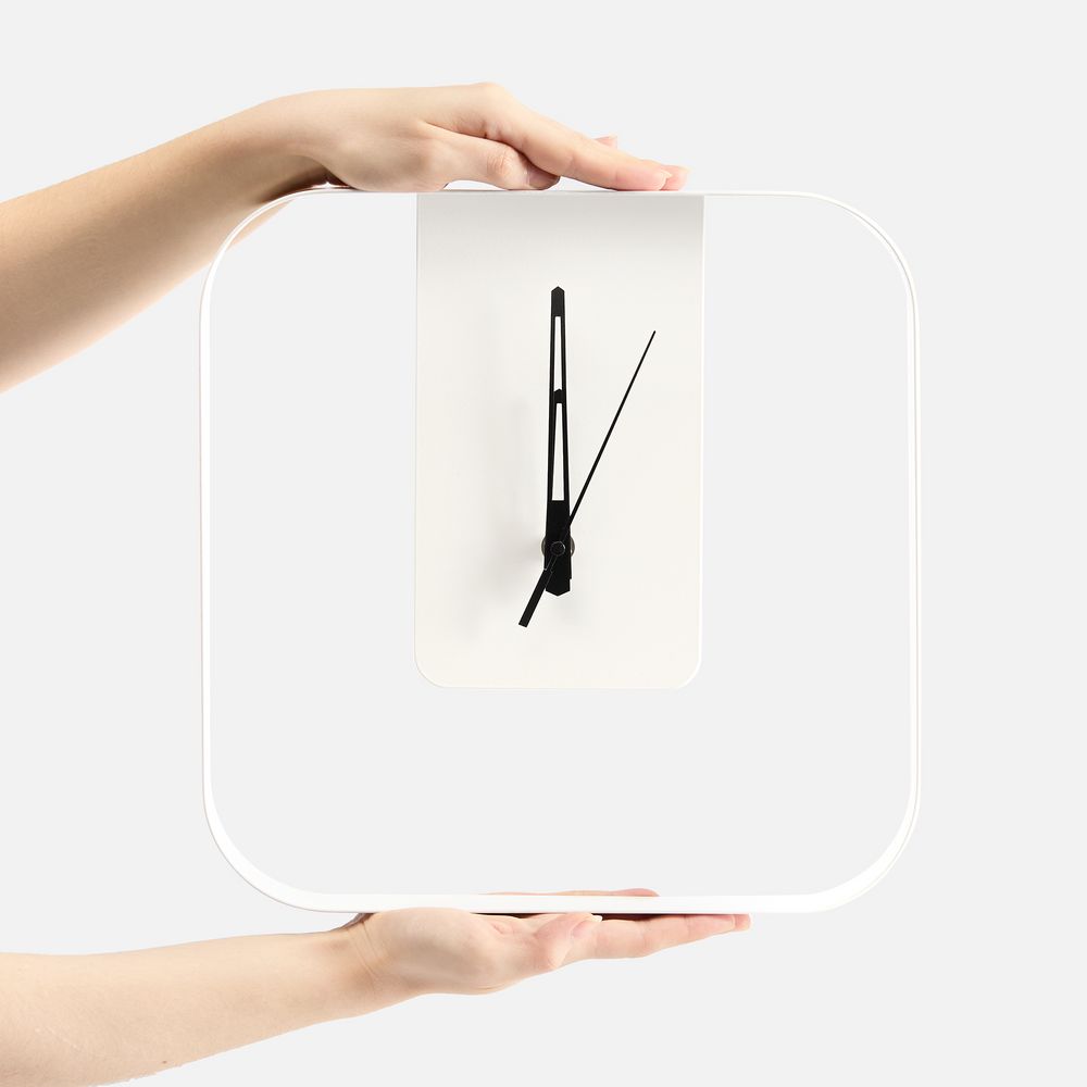 Часы Brevity, белые / Миниатюра WWW (1000)