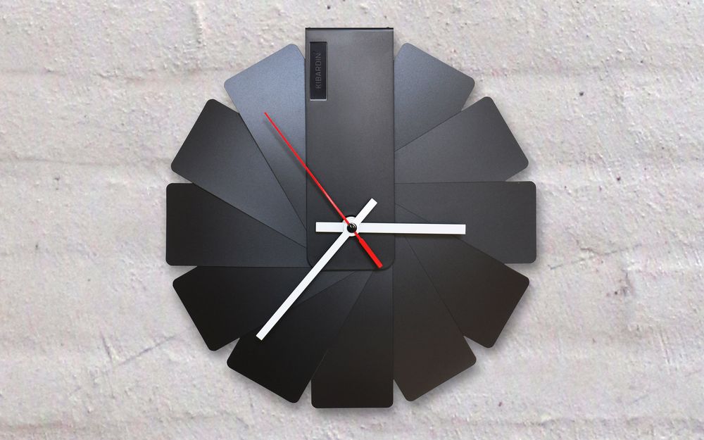 Часы настенные Transformer Clock. Black & Black / Миниатюра WWW (1000)
