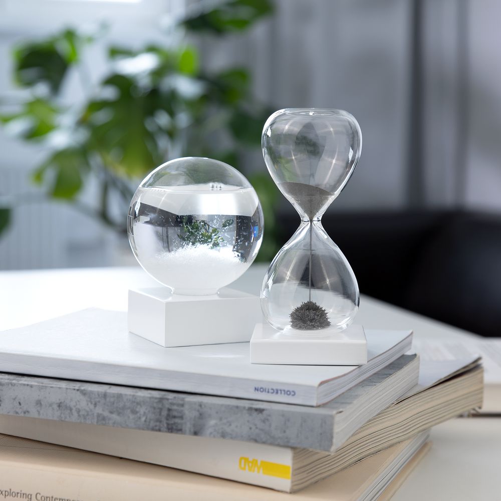 Магнитный антистресс Mystery, белый / Миниатюра WWW (1000)