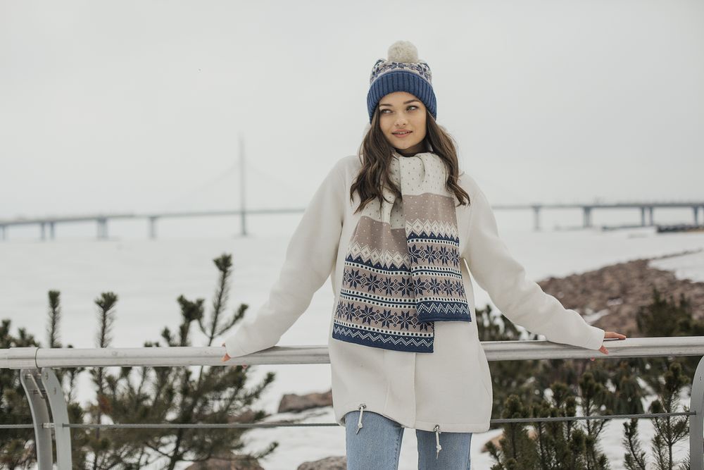 Шарф Happy View, бежевый с синим / Миниатюра WWW (1000)