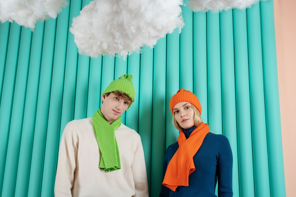 Шарф Yong, оранжевый / Миниатюра WWW (1000)