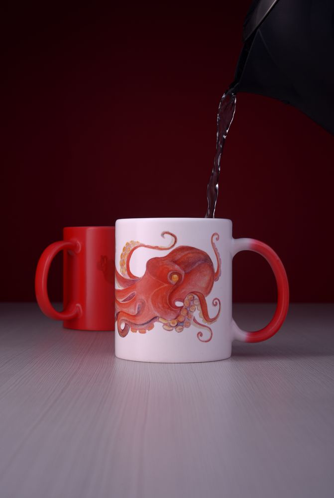 Кружка «Хамелеон», глянцевая, красная / Миниатюра WWW (1000)